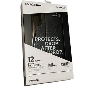 Tech 21 Evo Wallet iPhone XR